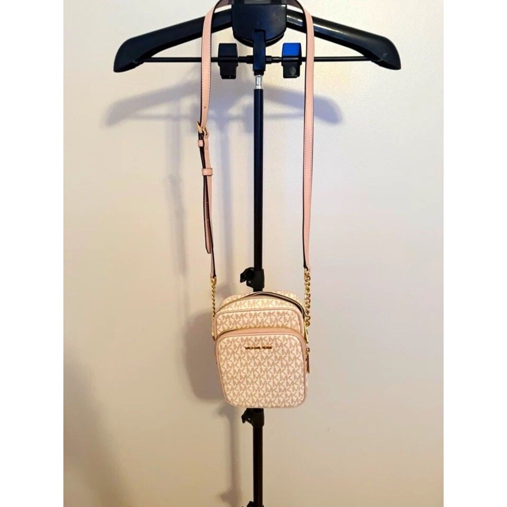 Michael Kors Jet Set Signature Vanilla Pink Phone Crossbody Bag Gold Chain